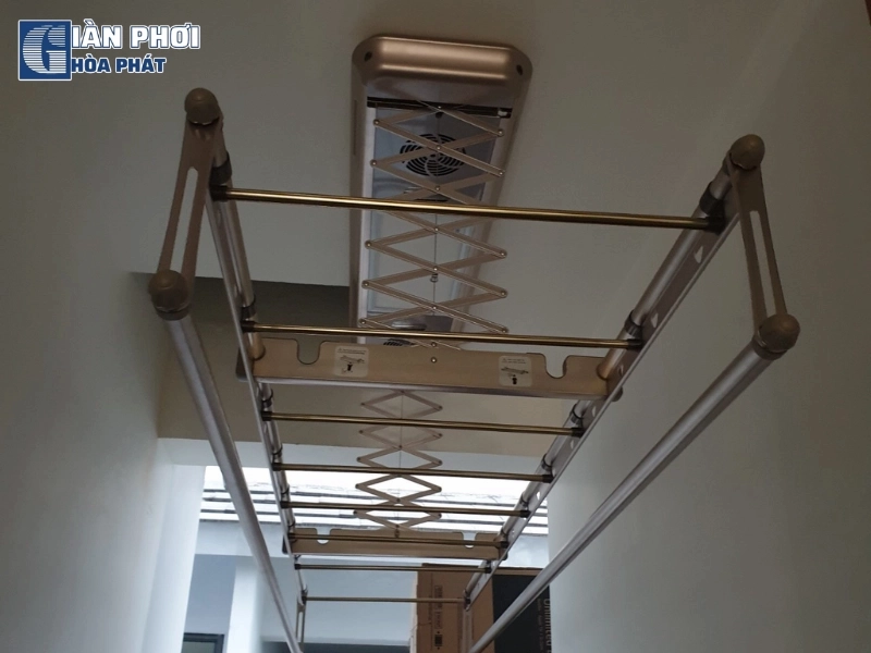giàn phơi điện tử bị rung lắc giàn phơi điện tử bị rung lắc