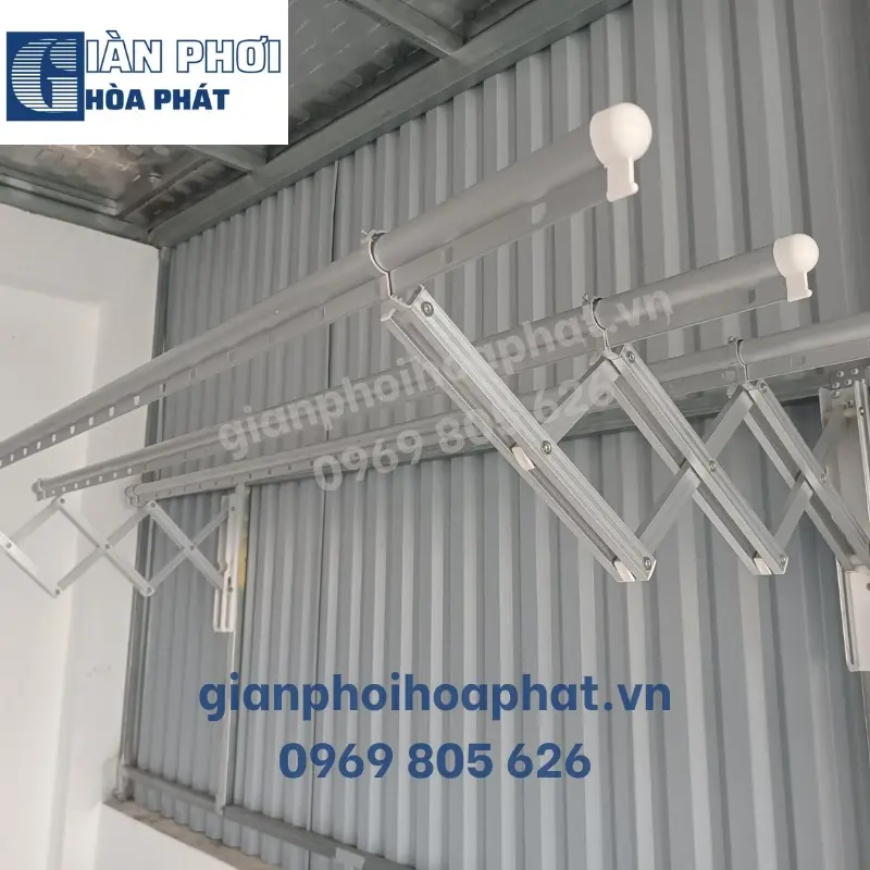 Giàn phơi đồ gắn tường kéo ngang Hoà Phát Mã HP - 04